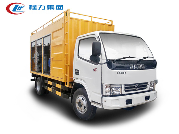 東風(fēng)小多利卡3300污水處理車