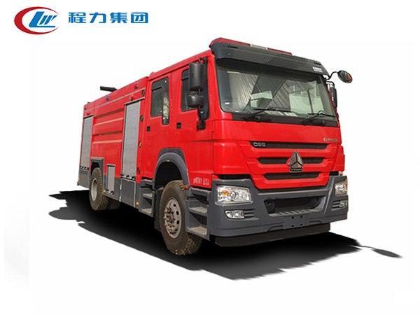 豪沃8噸泡沫消防車