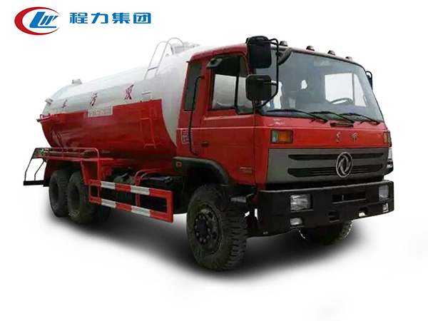 東風15噸后八輪吸污車